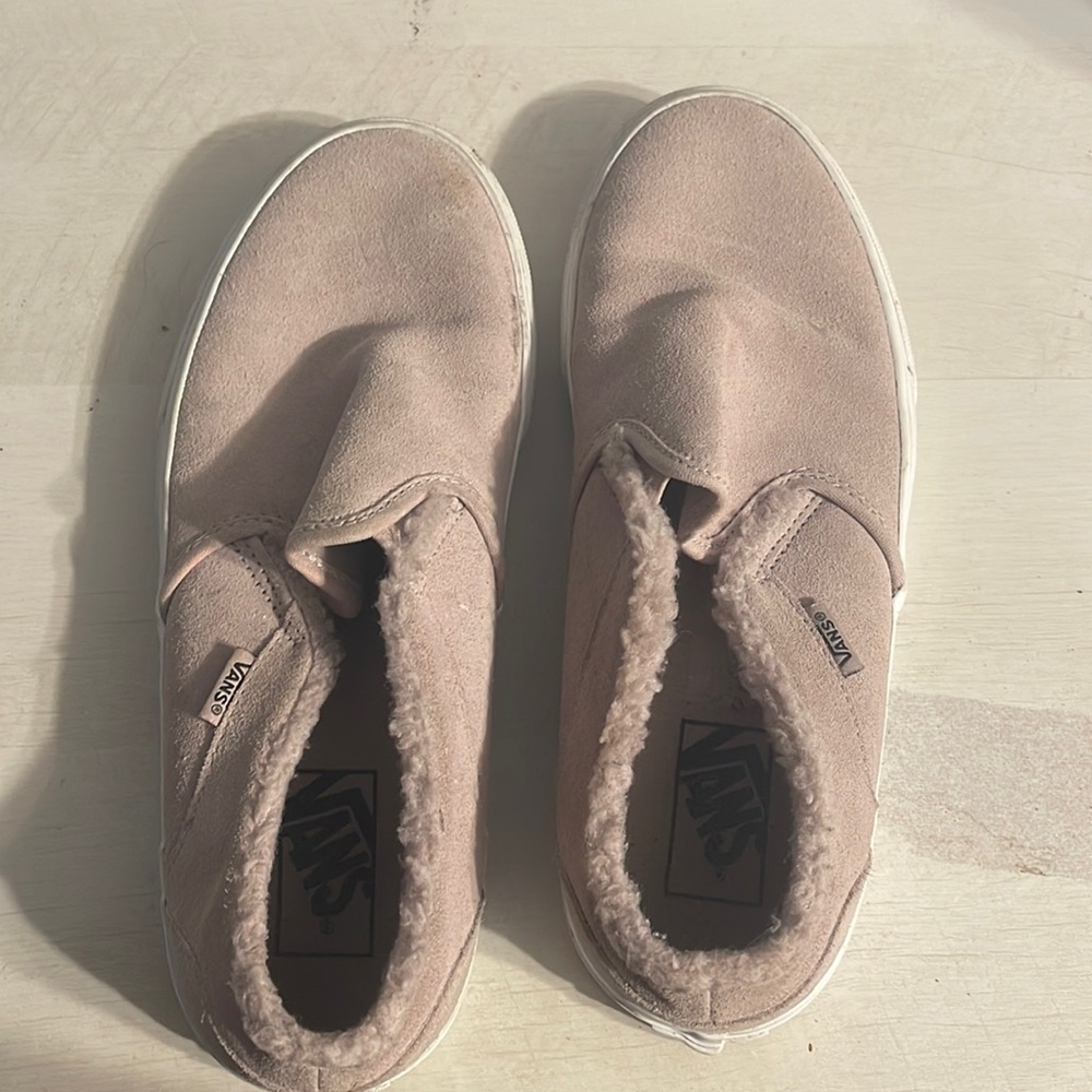 fuzzy  pink vans women’s size 9